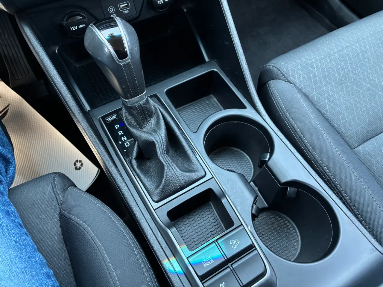 Hyundai  Tucson thumbnail 15