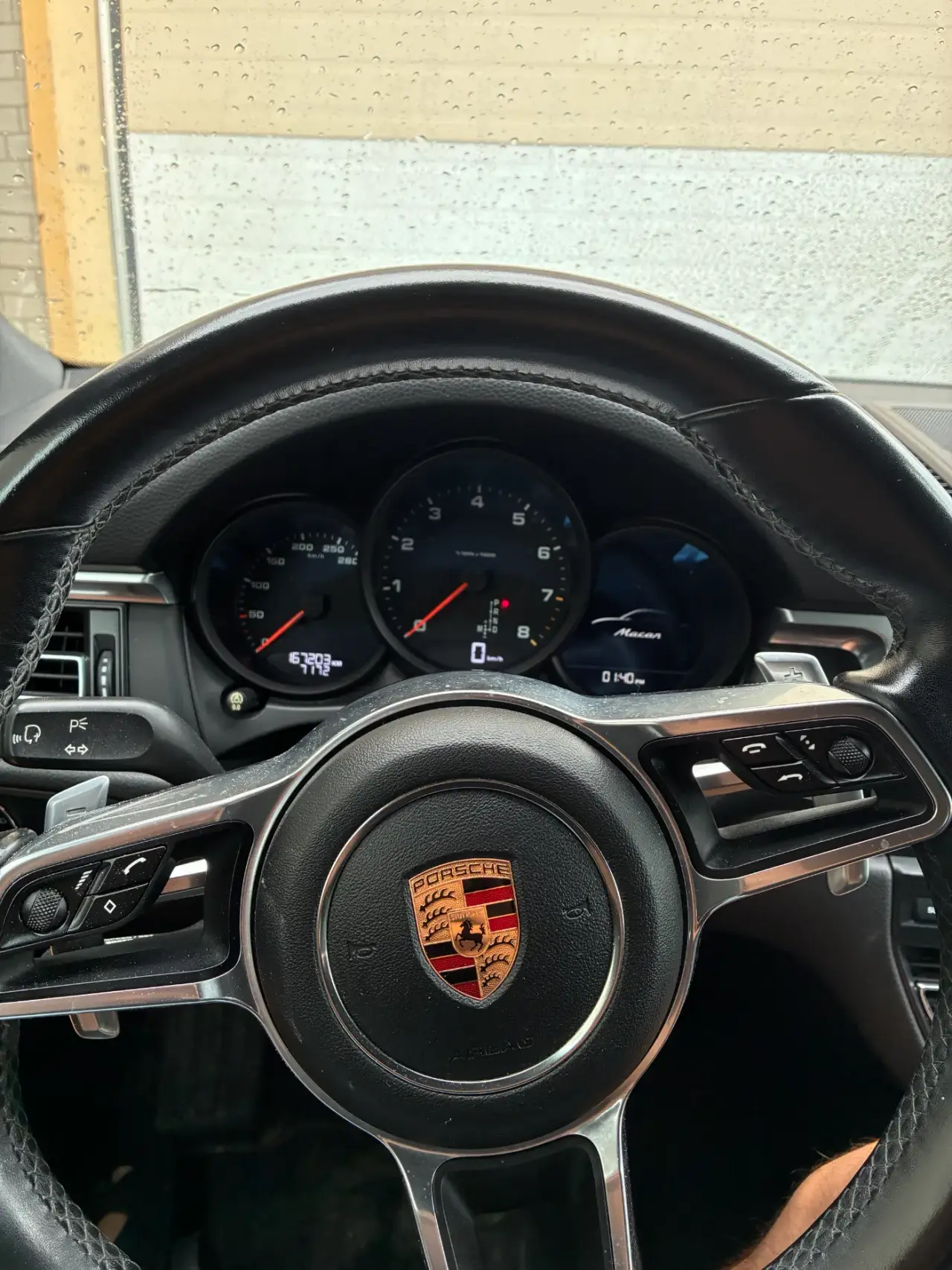 Porsche Macan AWD thumbnail 11