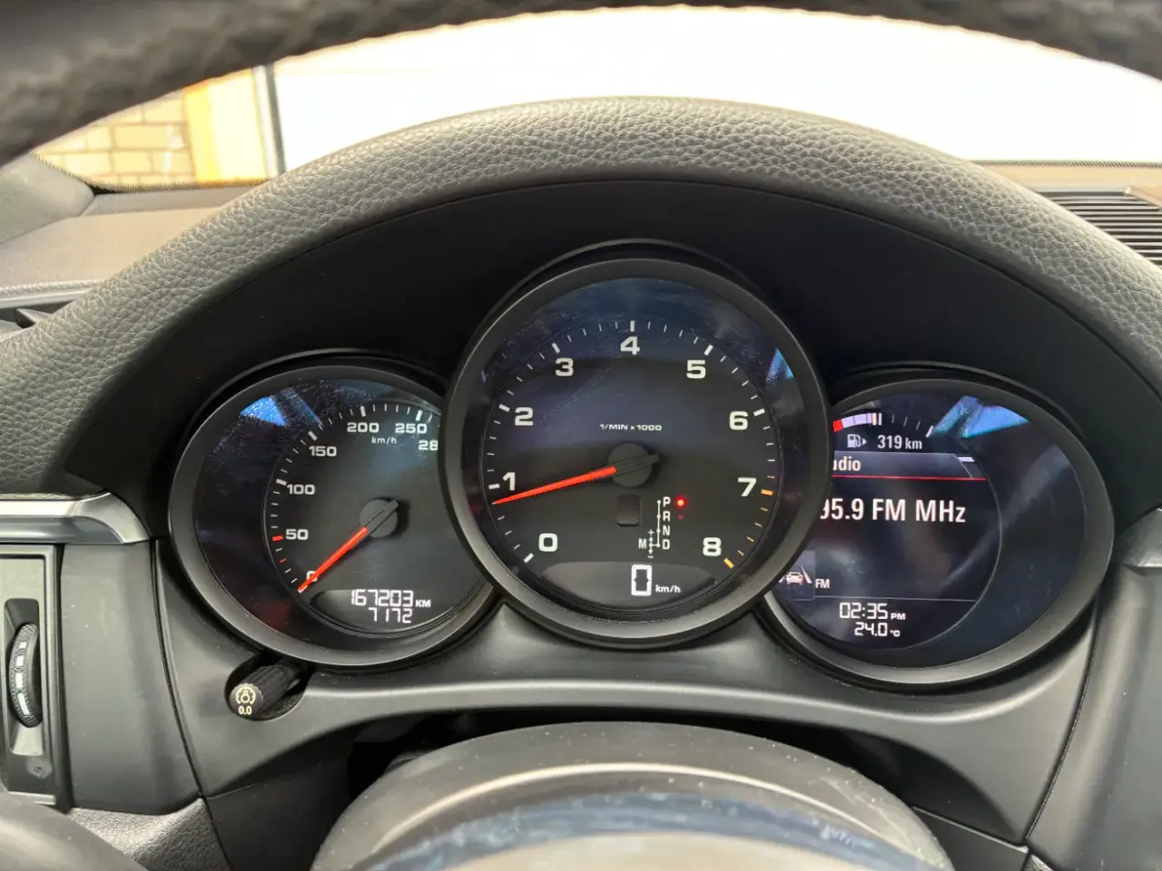 Porsche Macan AWD thumbnail 10