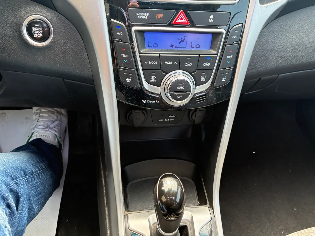Hyundai  Elantra GT thumbnail 13