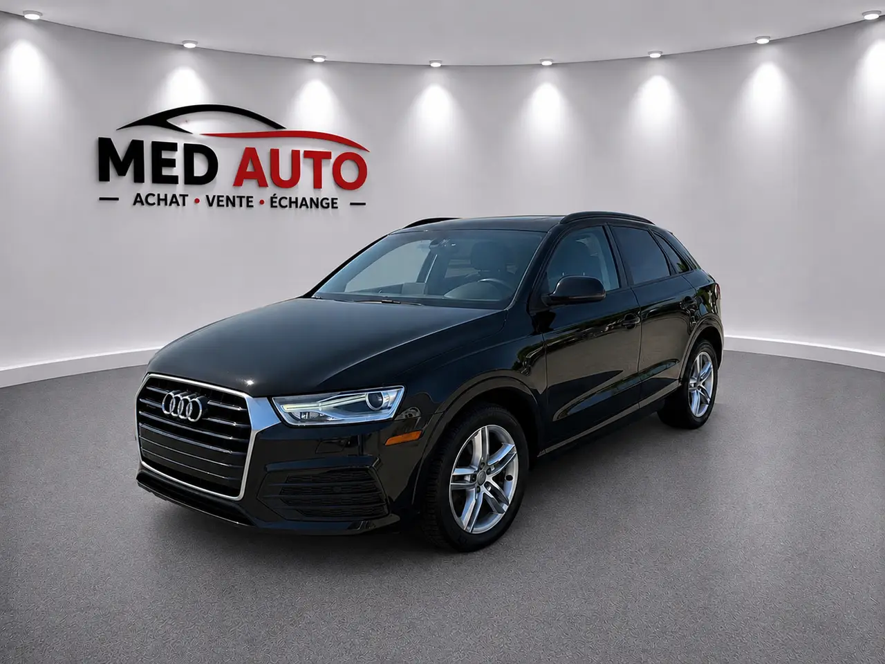 Audi  Q3