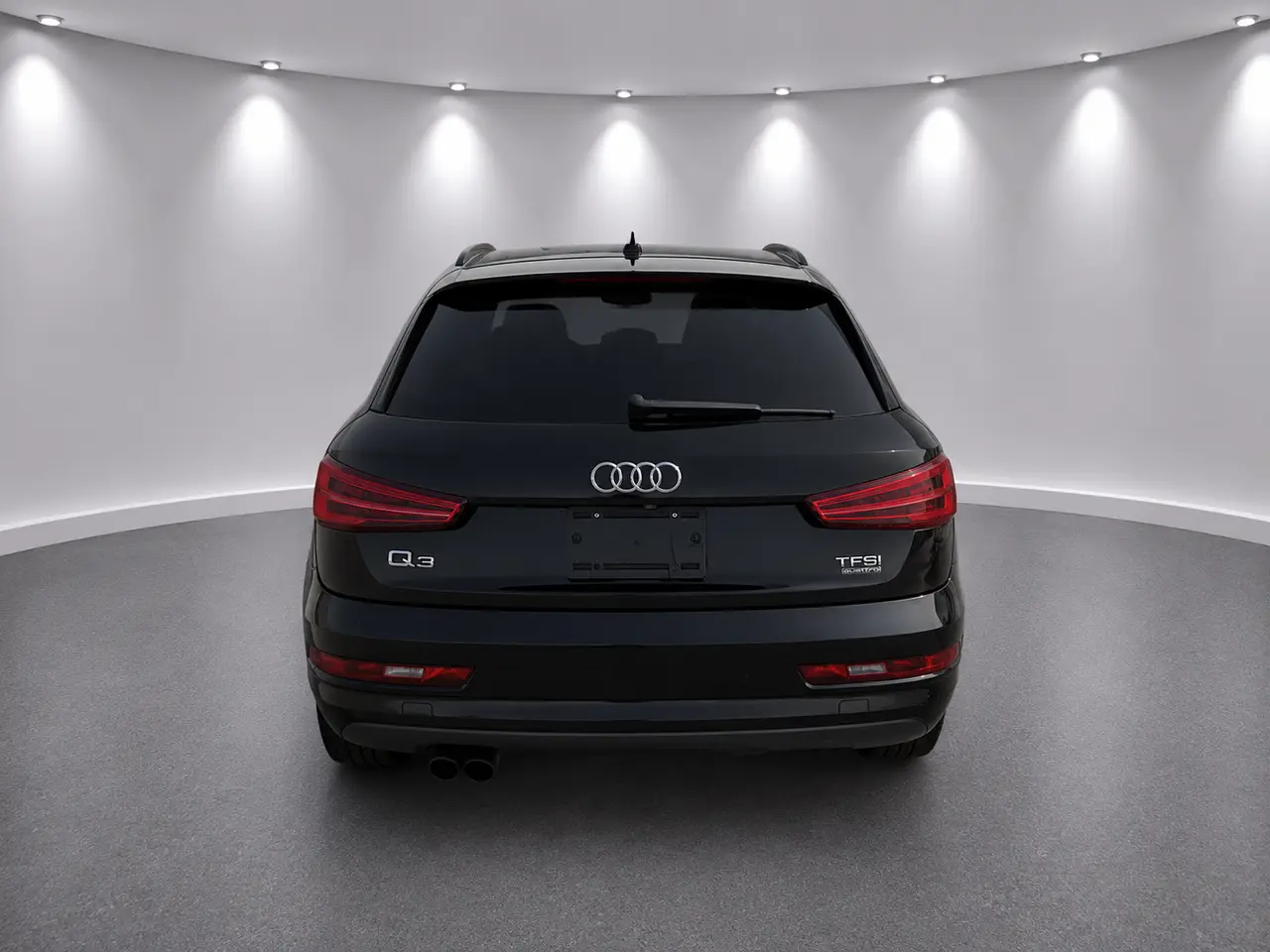 Audi  Q3 thumbnail 3