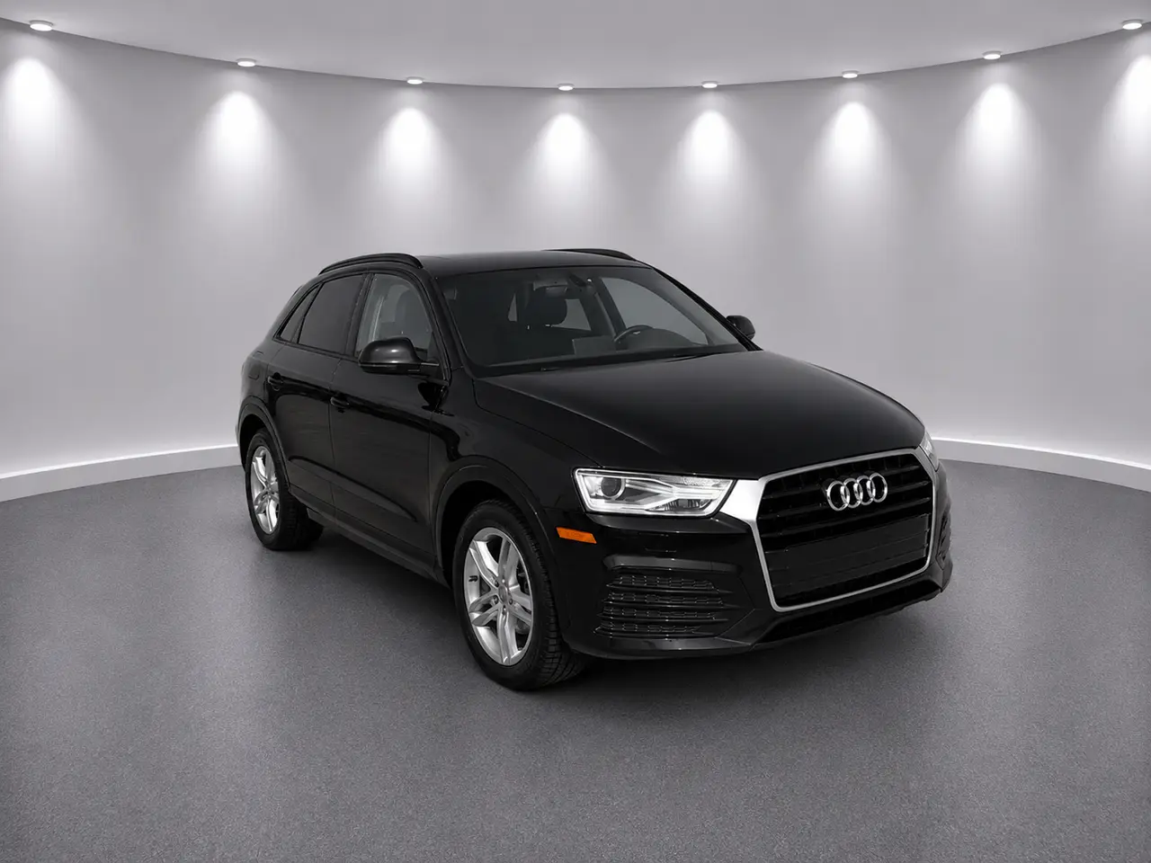 Audi  Q3 thumbnail 5