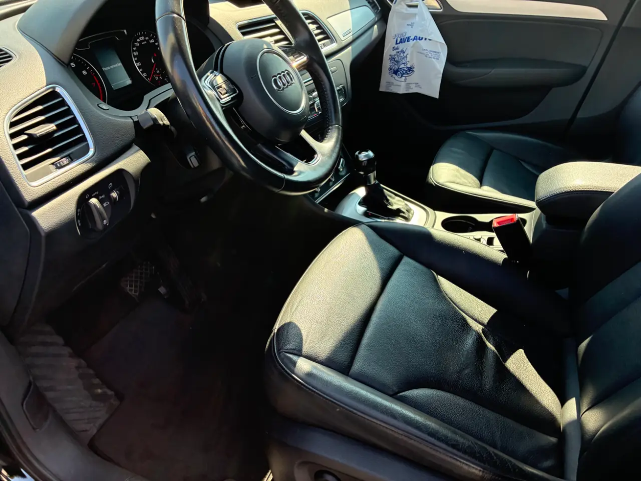 Audi  Q3 thumbnail 10