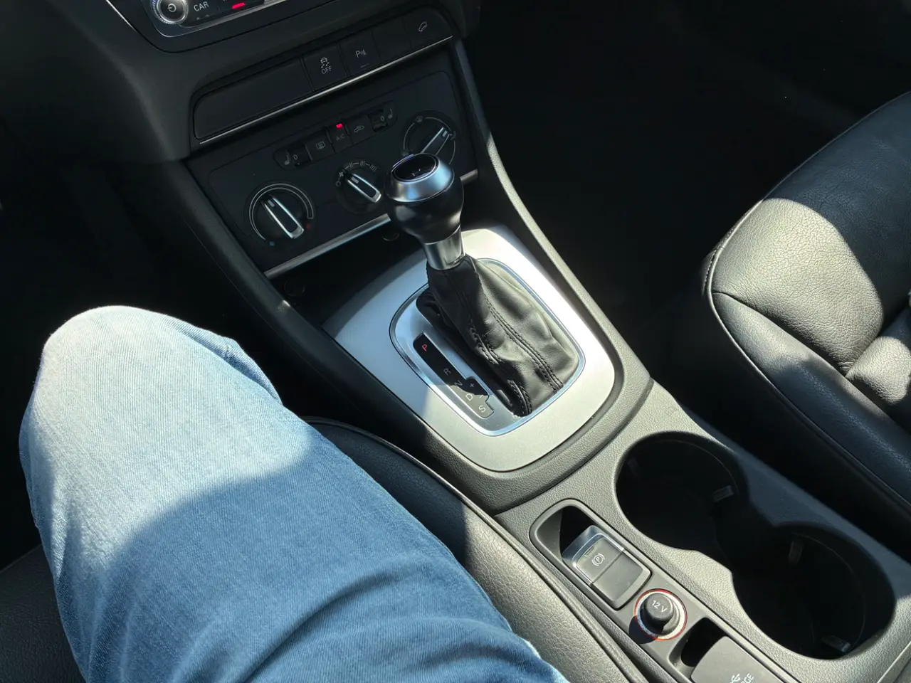 Audi  Q3 thumbnail 14
