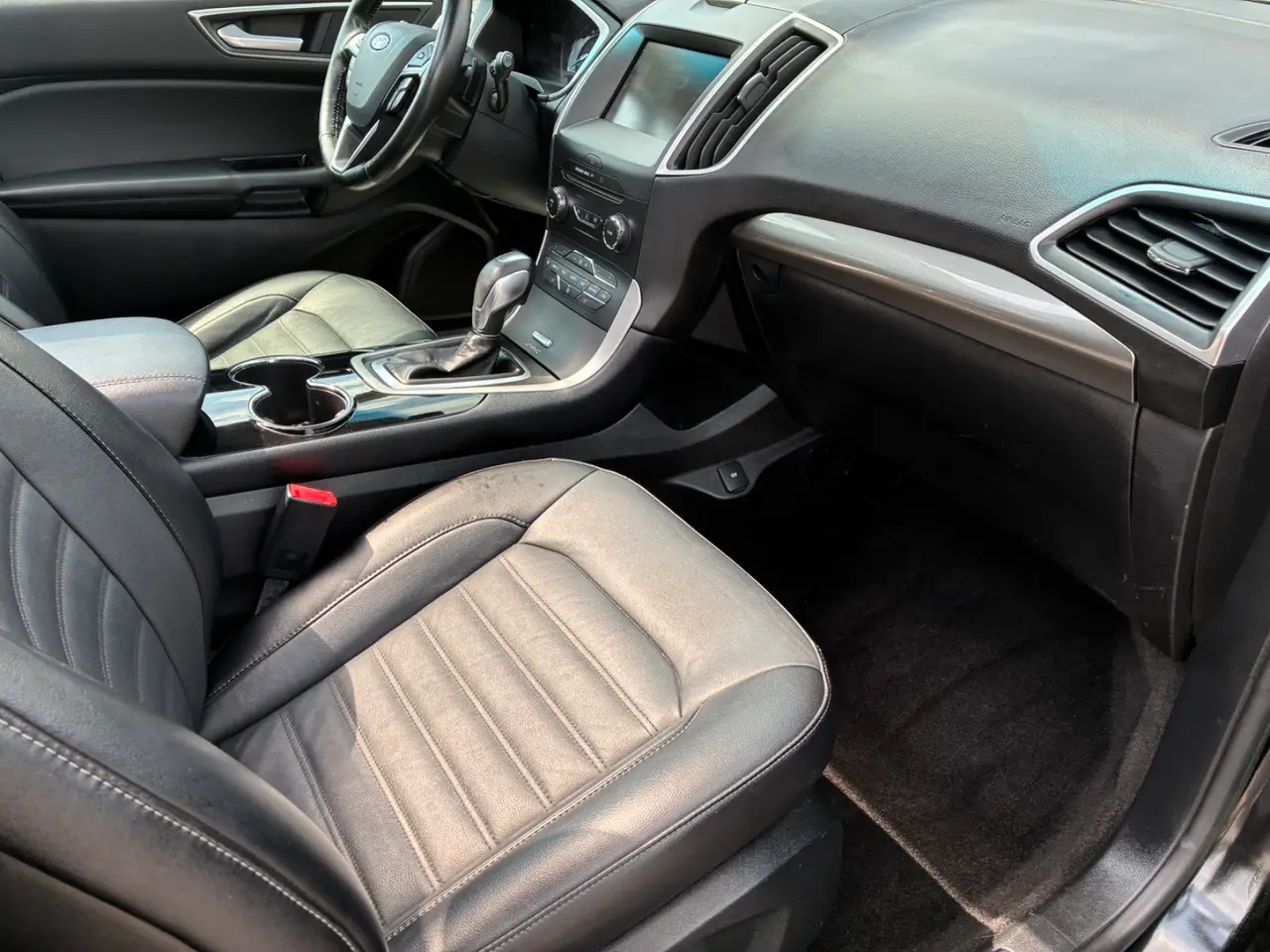 Ford Edge SEL thumbnail 10