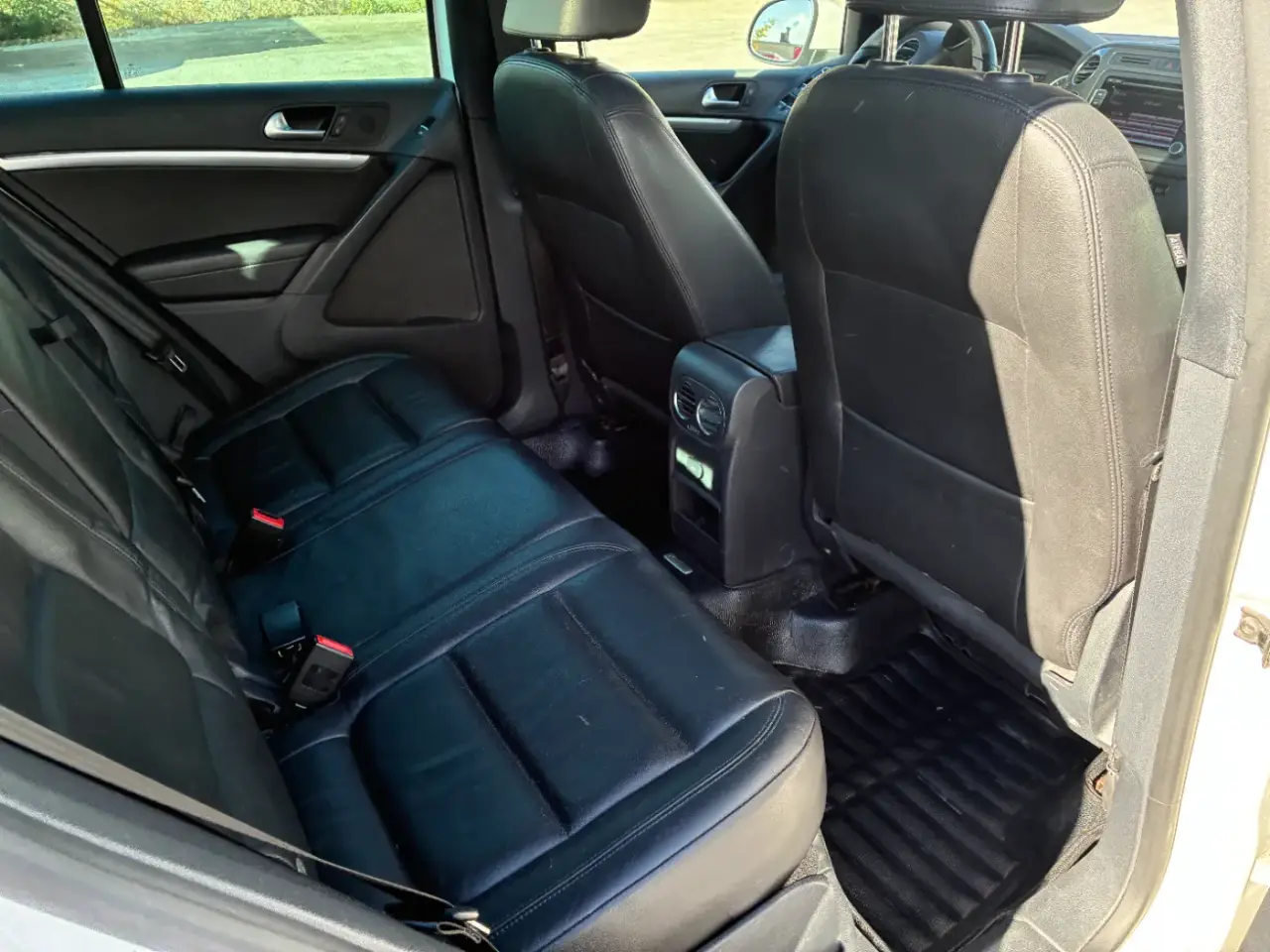 Volkswagen Tiguan Highline miniature 7