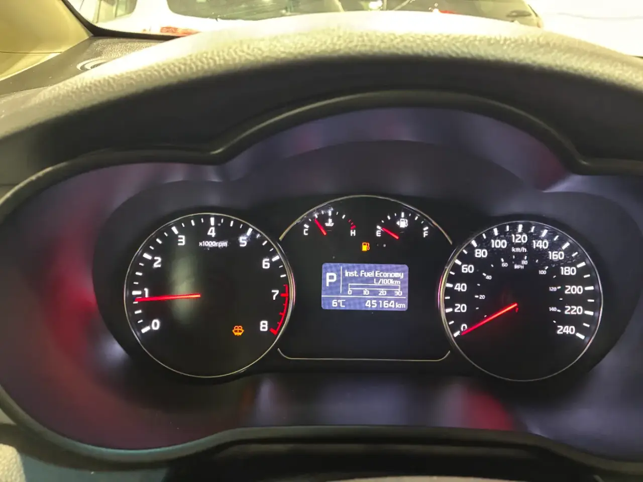 KIA Rondo miniature 11