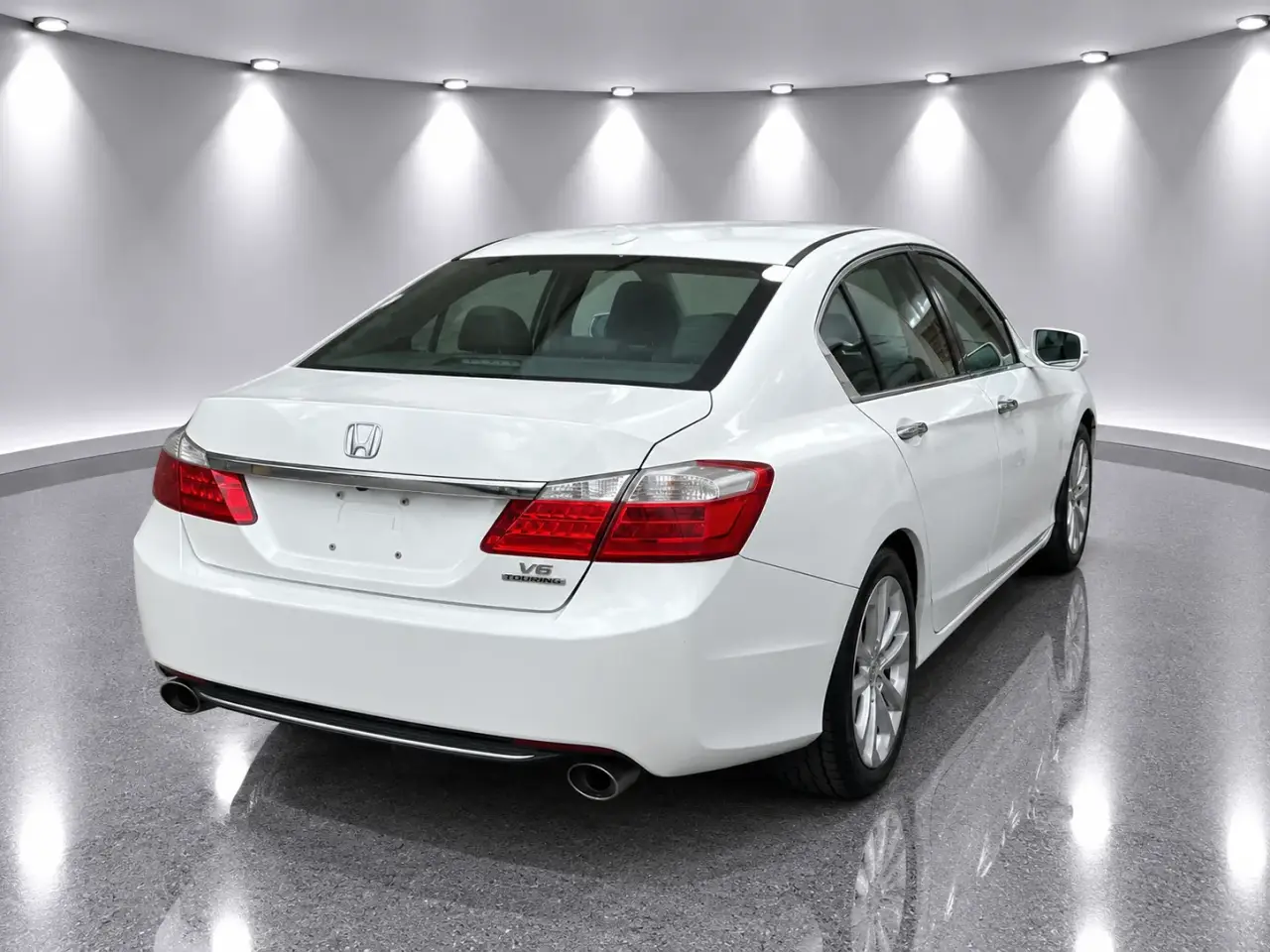 HONDA Accord Touring  miniature 4