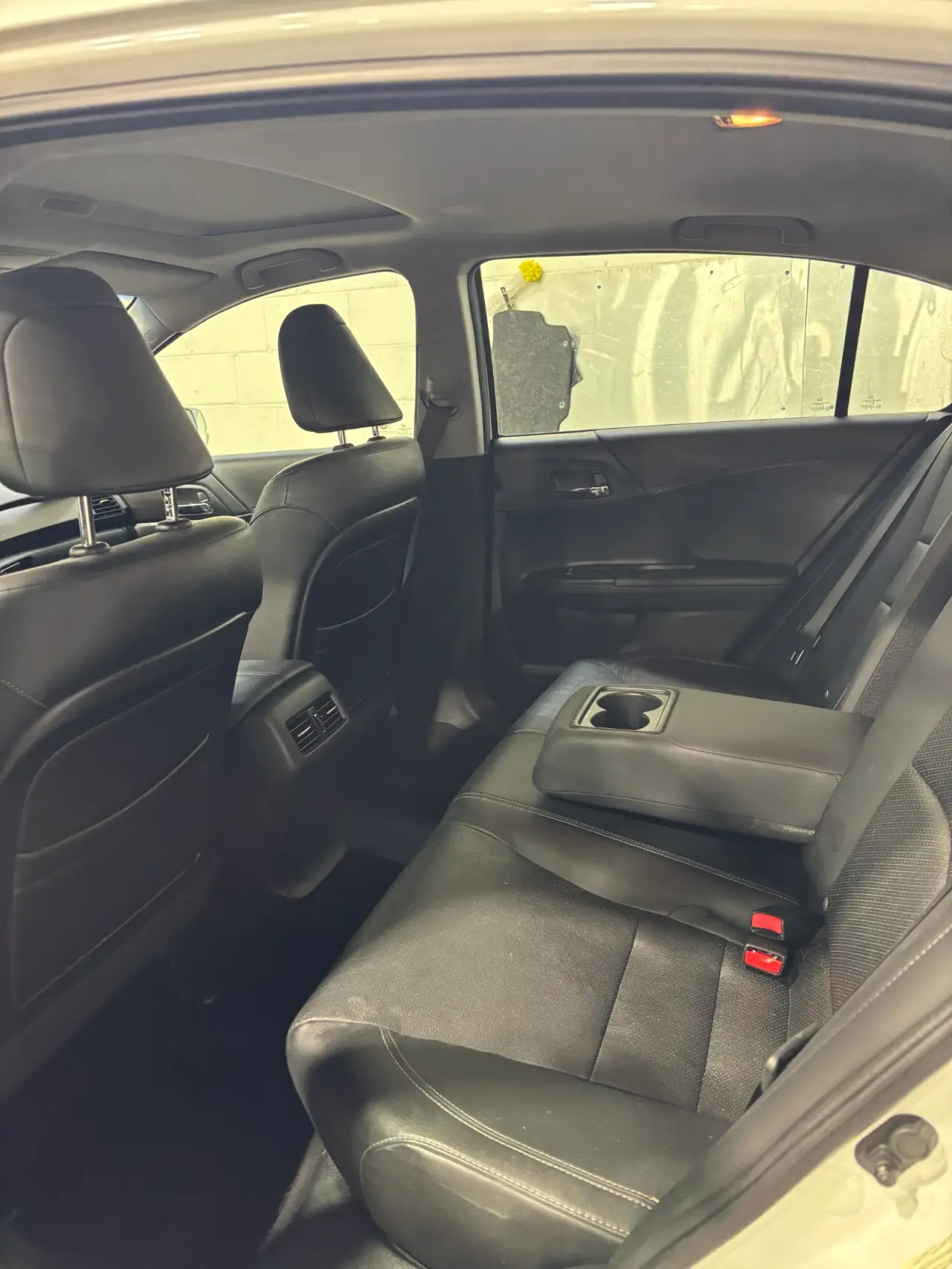 HONDA Accord Touring  miniature 7