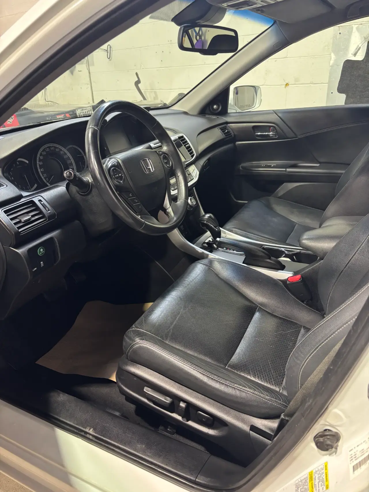 HONDA Accord Touring  miniature 8