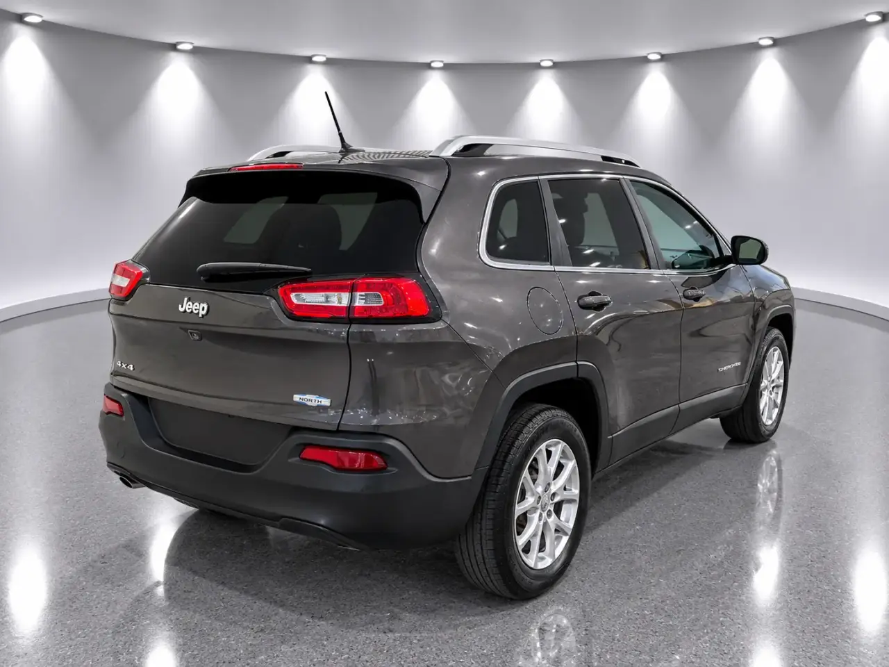 Jeep Cherokee North miniature 4