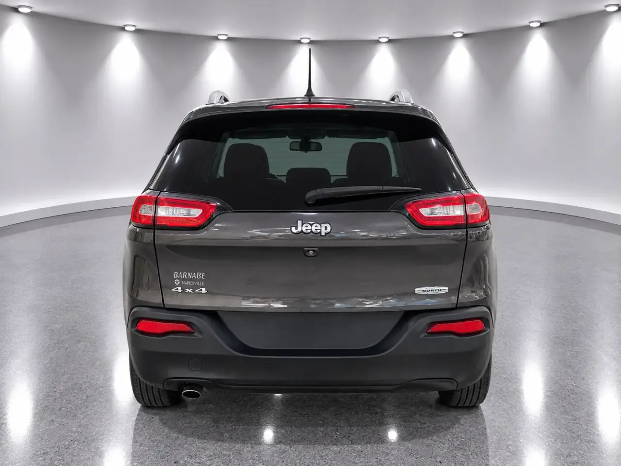 Jeep Cherokee North miniature 3